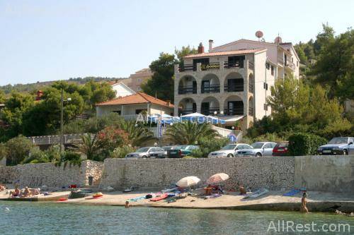 Vila Tina Hotel